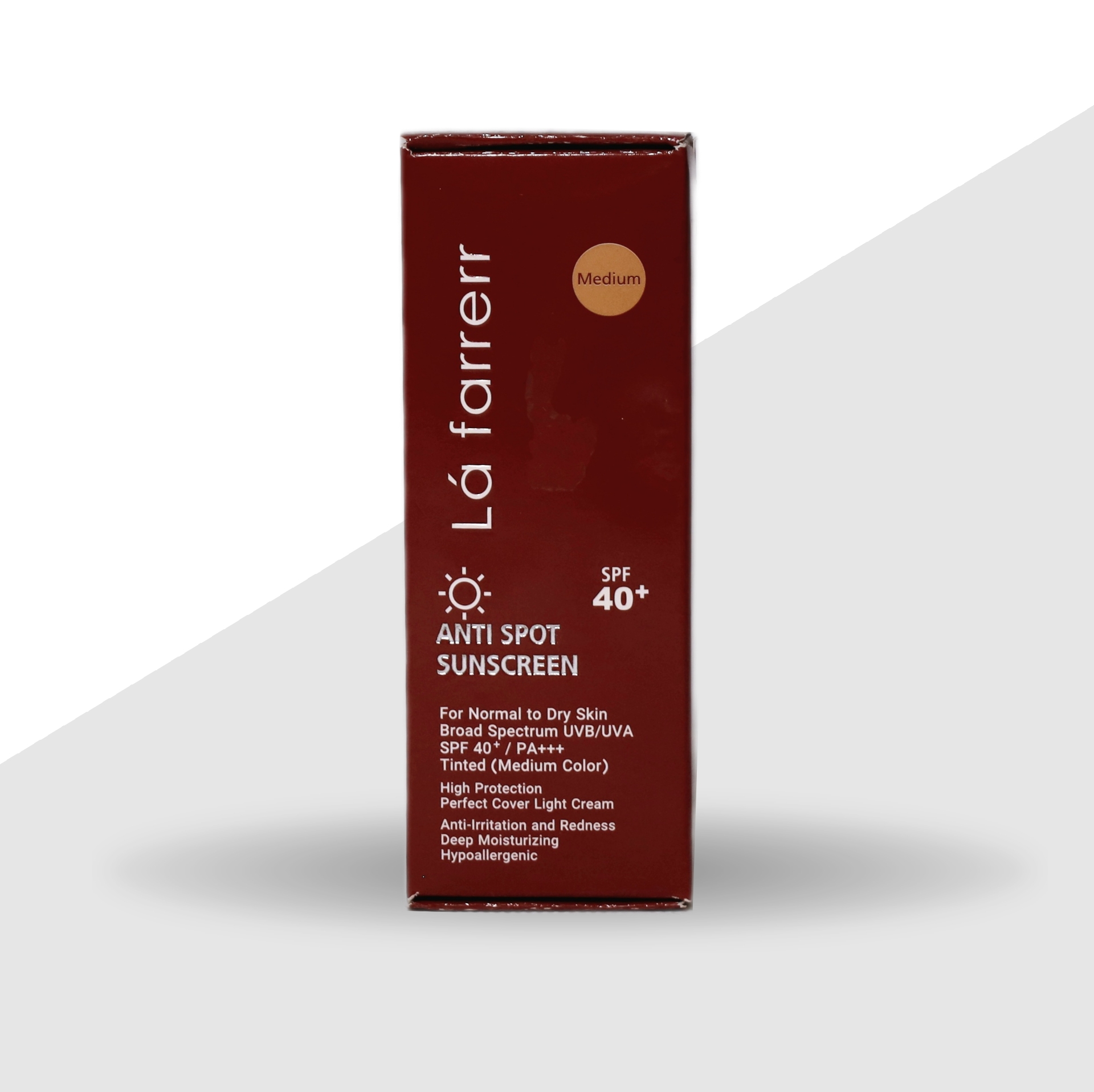 کرم ضدآفتاب و ضدلک رنگی لافاررSPF40 مناسب پوست چرب-40 میلی لیتر